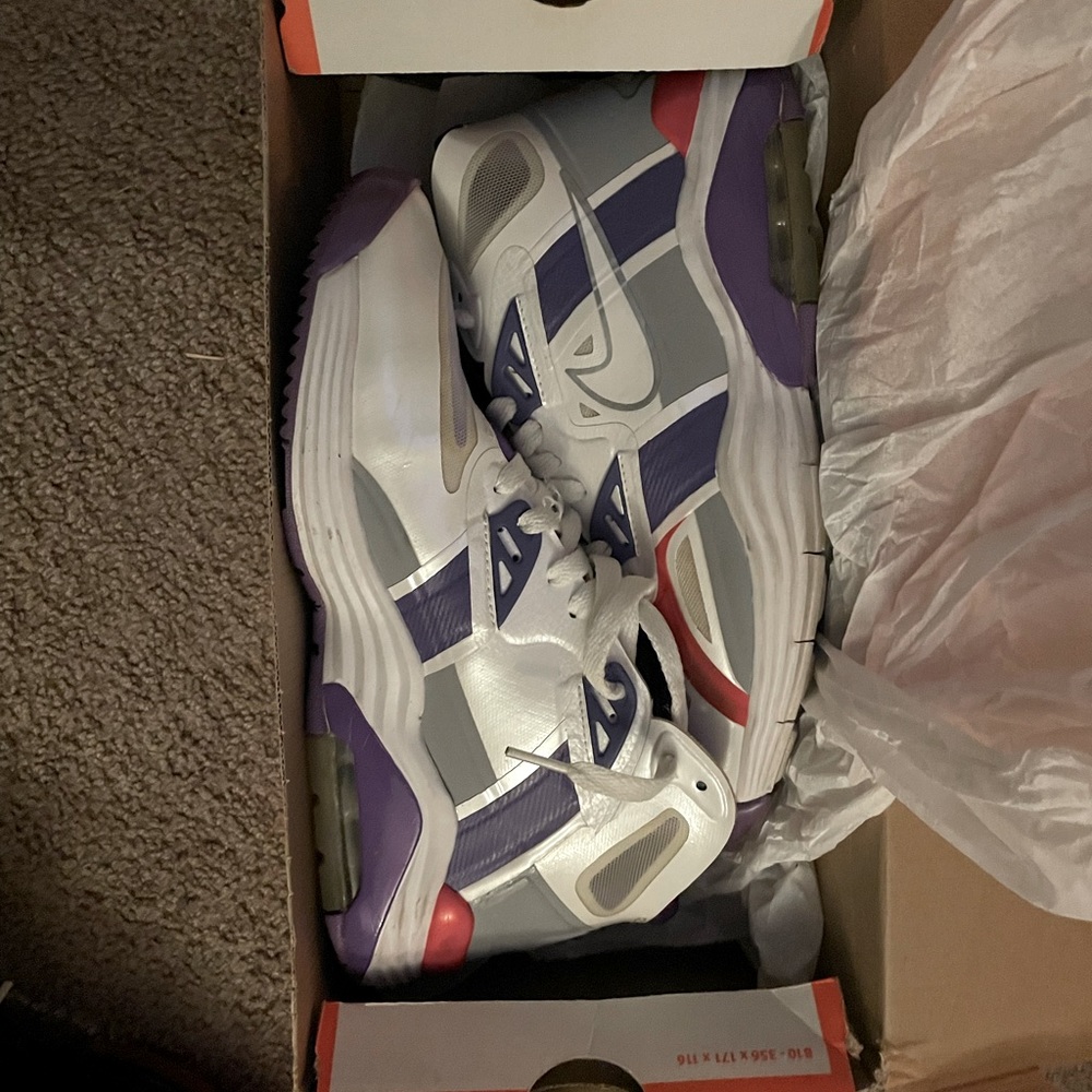 Nike Lunar 180 trainers.